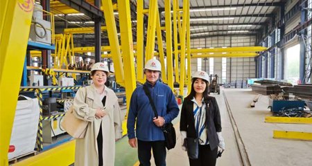 BY STEEL STRUCTURE Group welcomed Mr. Theo from Australia for a visit to our steel structure manufacturing facility.