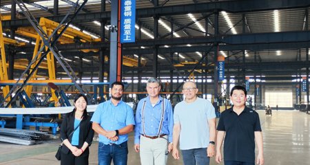 Warmly welcome the Honduran client of the 5-story Parking Lot Project to visit the BY Steel Structure Group factory!